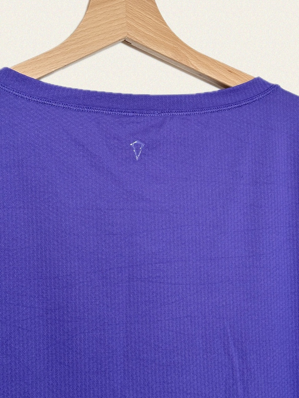 Ivivva x Disney High-Low Long Sleeve Top - Picture 5 of 5